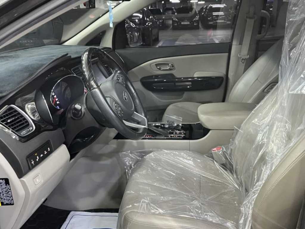 KIA Carnival 2019 Gris - Importación desde Corea - HF Imports Iquique - Foto 13