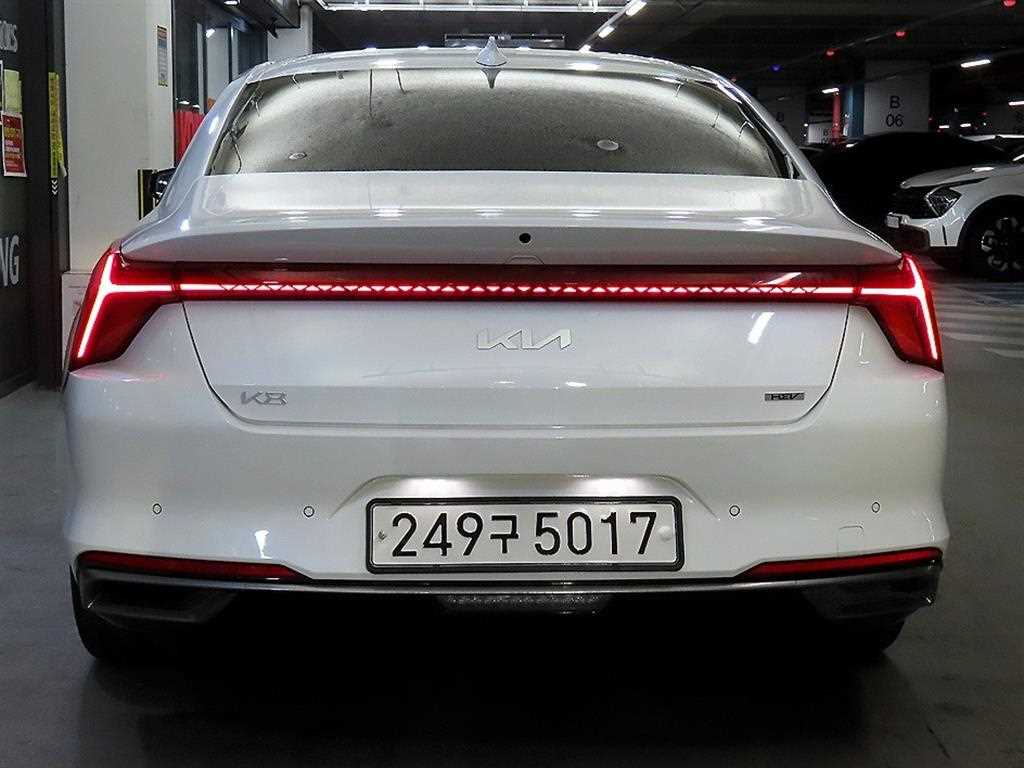 KIA K8 - Vista 5