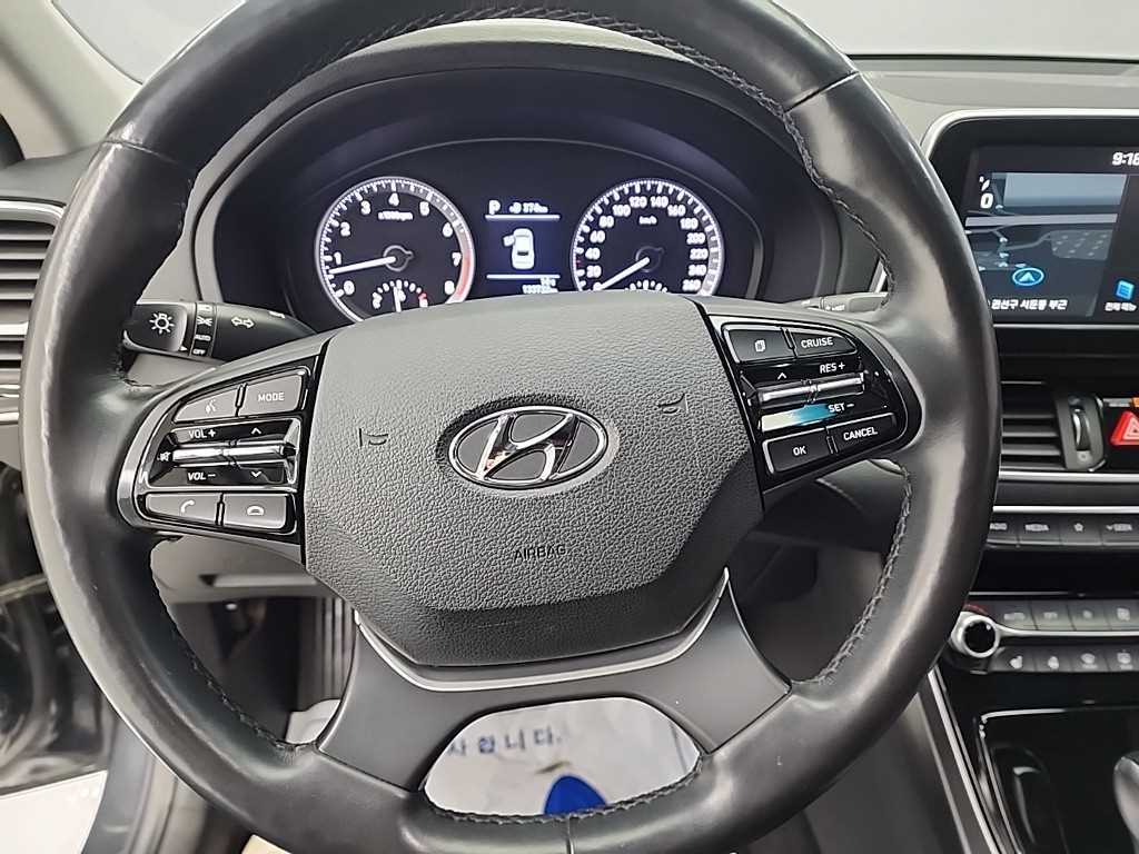 HYUNDAI Grandeur - Vista 9