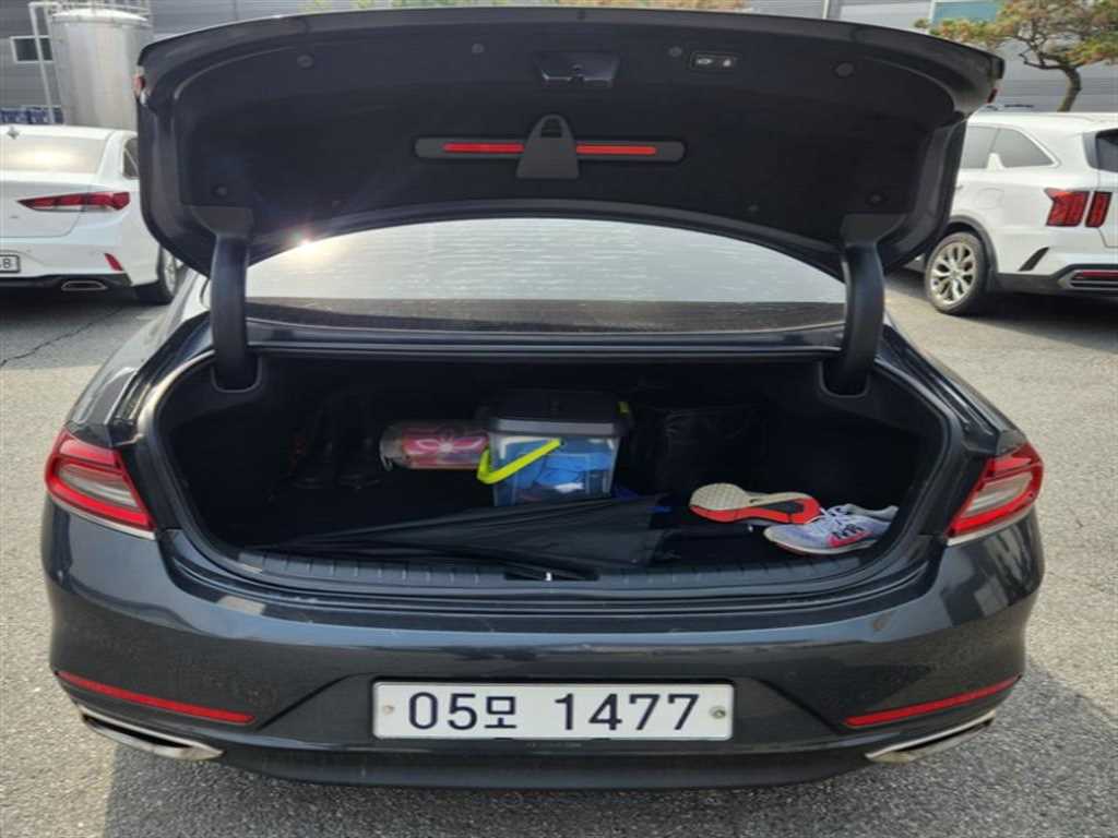 HYUNDAI Grandeur - Vista 5