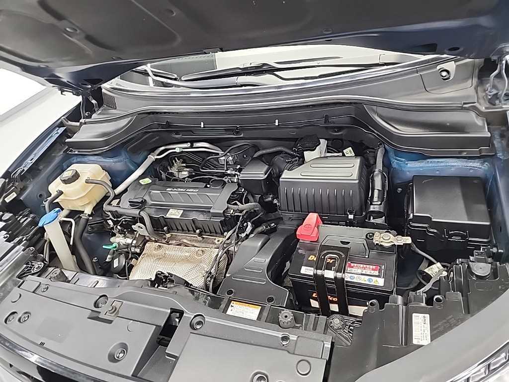 Ssangyong Tivoli - Vista 5