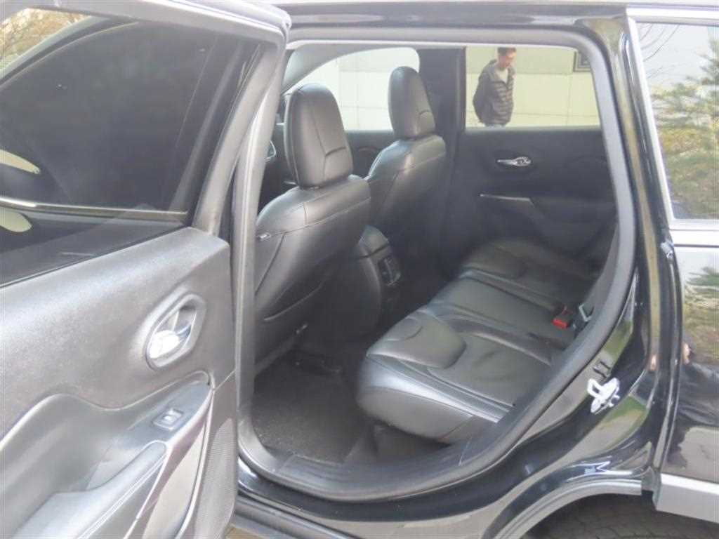 Jeep Cherokee 2019 Negro - Importación desde Corea - HF Imports Iquique - Foto 14