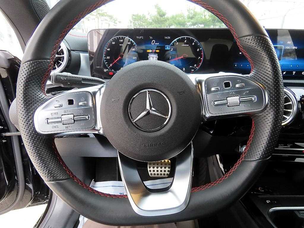 Mercedes Benz CLA Class - Vista 9