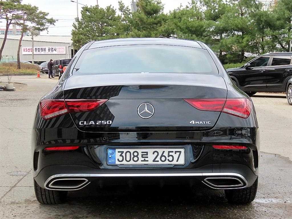 Mercedes Benz CLA Class - Vista 5