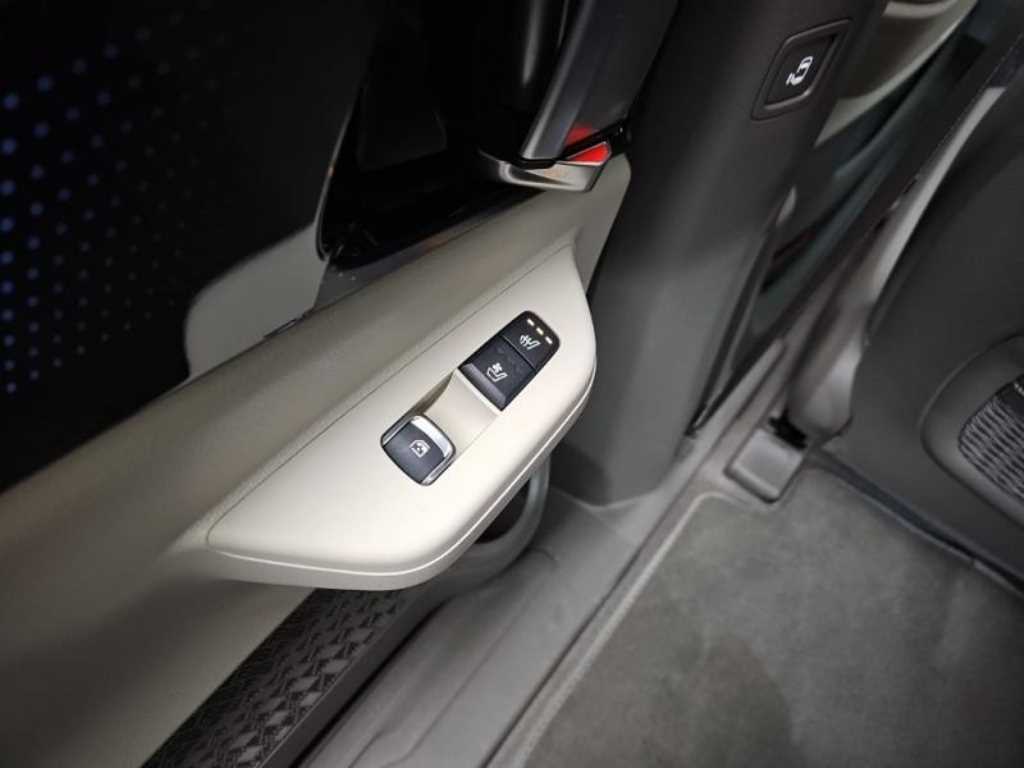 KIA Carnival 2024 Blanco - Importación desde Corea - HF Imports Iquique - Foto 16