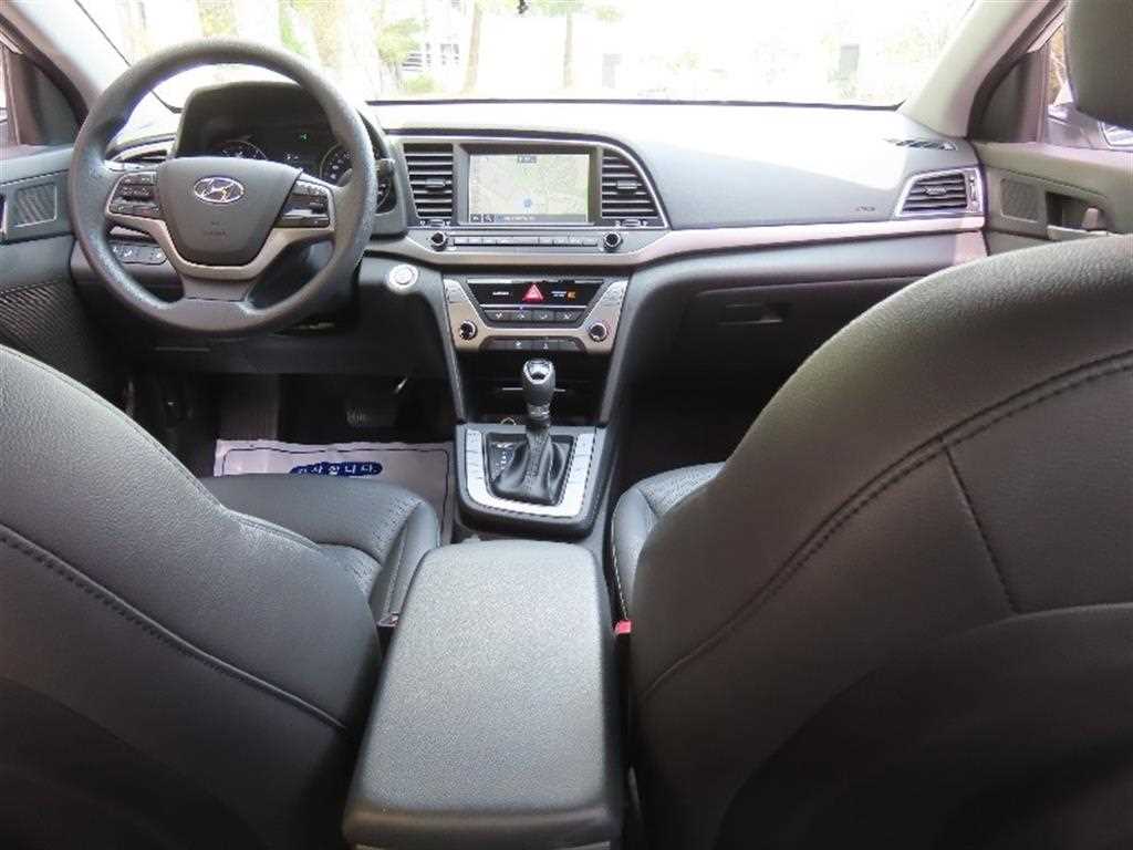 HYUNDAI Avante 2018 - Importación desde Corea - HF Imports Iquique - Foto 15