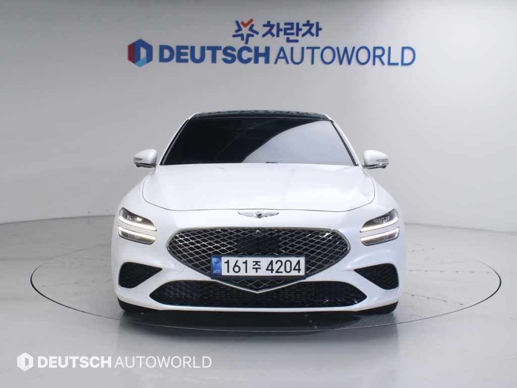 Genesis G70 - Vista 3