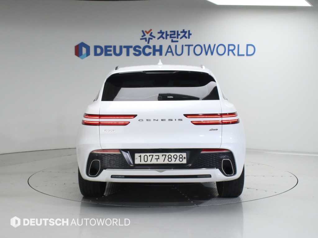 Genesis GV70 - Vista 4