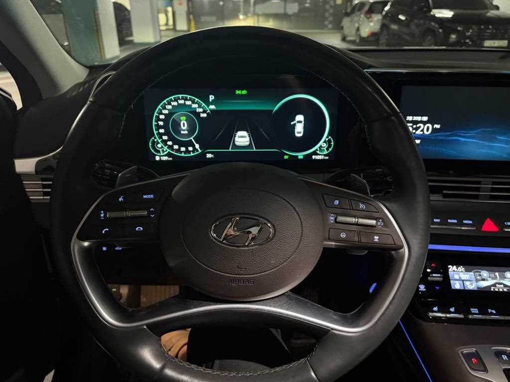 HYUNDAI Grandeur - Vista 8