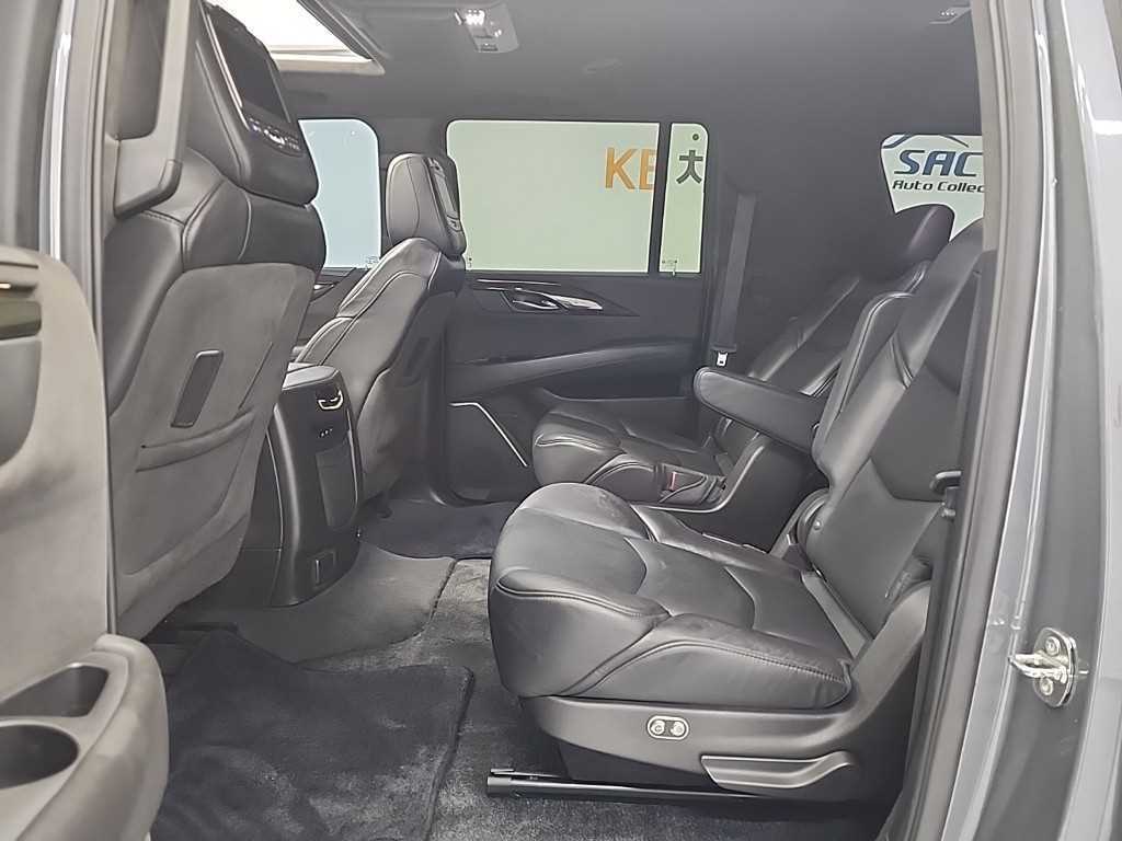 Cadillac Escalade - Vista 12