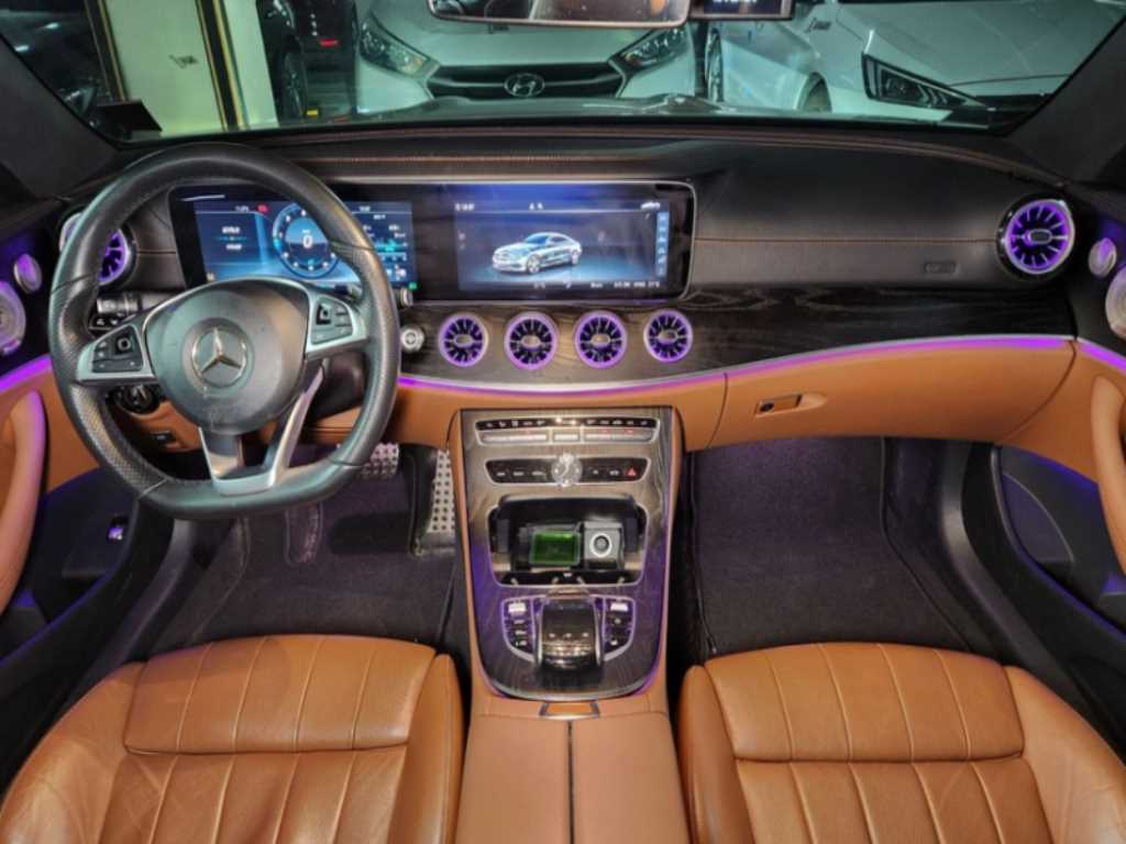 Mercedes Benz E class - Vista 5