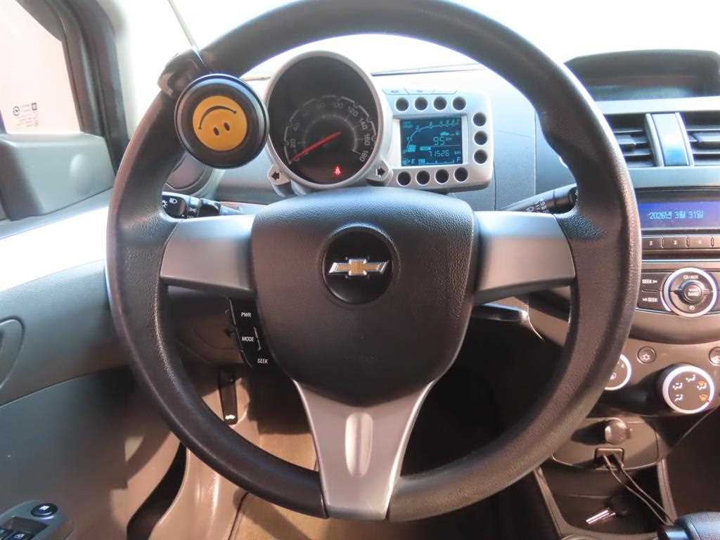 Chevrolet Spark - Vista 11