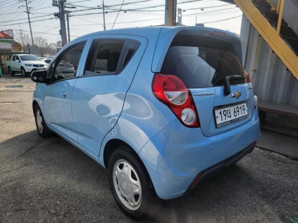 Chevrolet Spark - Vista 3