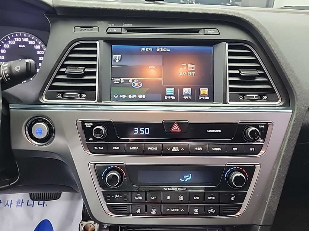 HYUNDAI Sonata - Vista 10