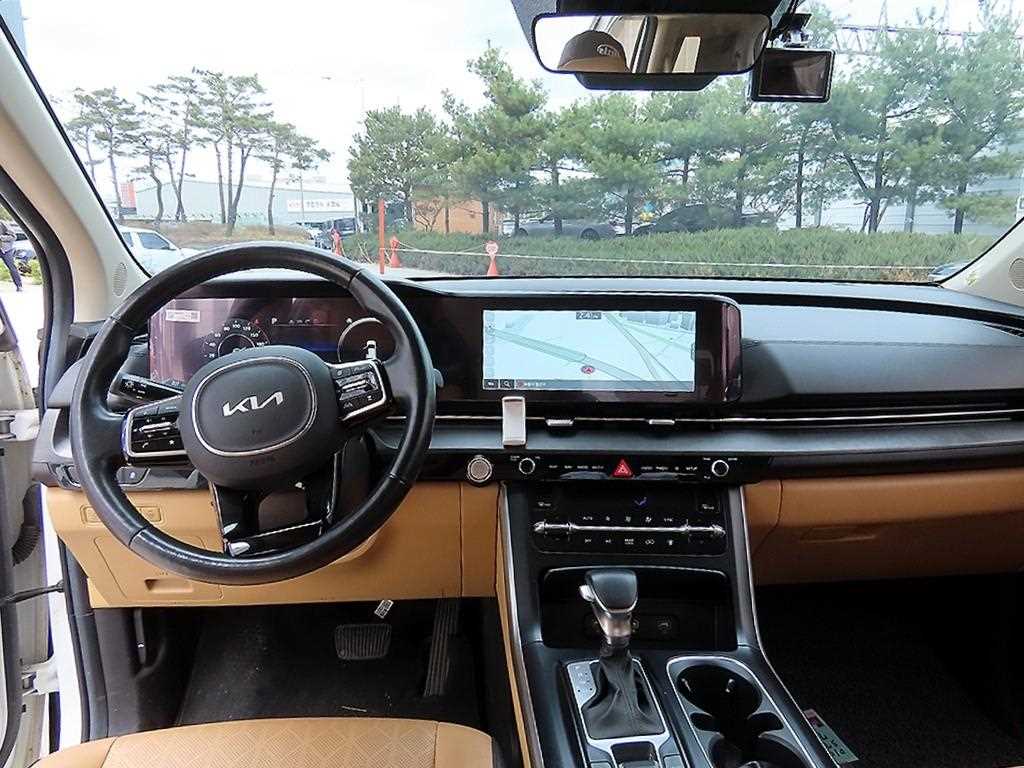 KIA Carnival - Vista 7