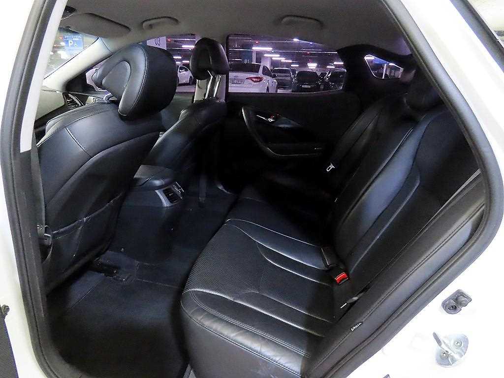 HYUNDAI Grandeur - Vista 7