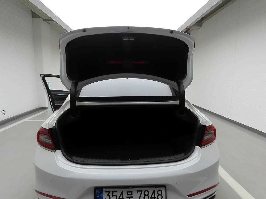 HYUNDAI Grandeur - Vista 5