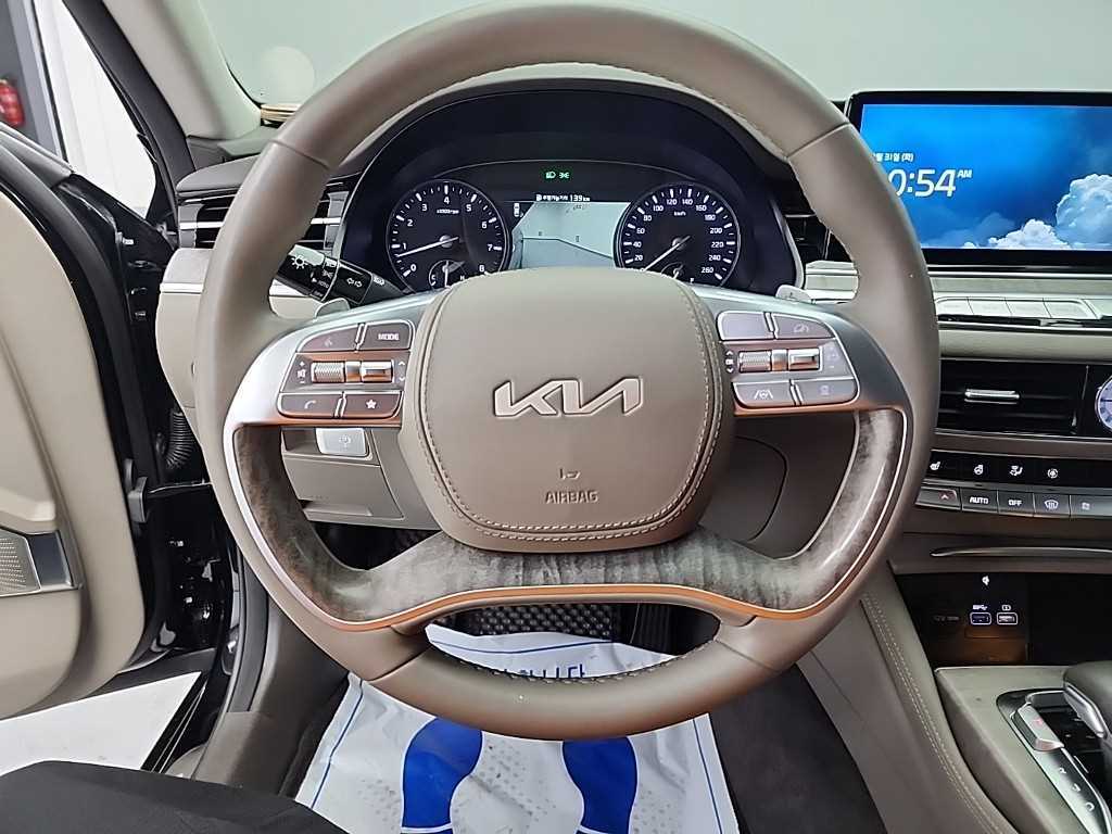 KIA K9 - Vista 9