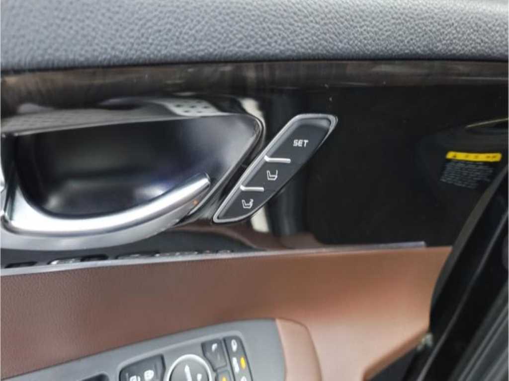 KIA Sorento - Vista 7