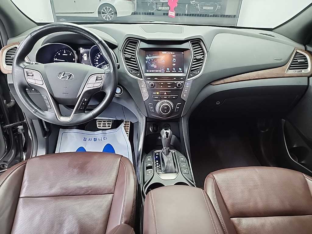 HYUNDAI Maxcruz - Vista 7