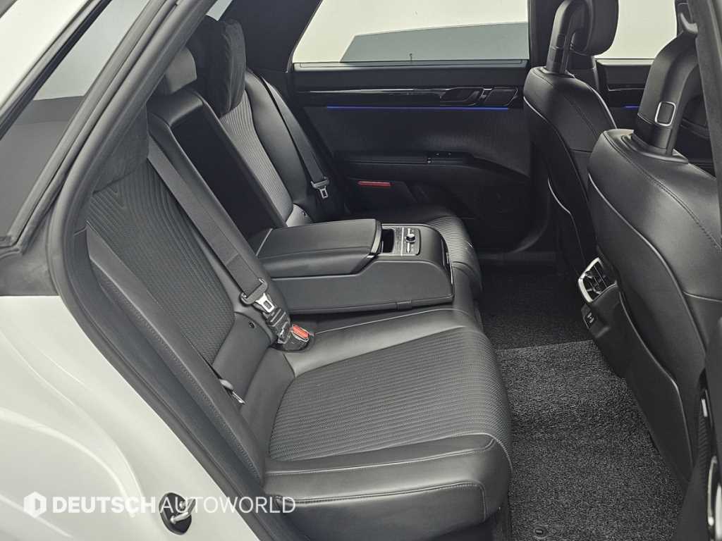 HYUNDAI Grandeur - Vista 12