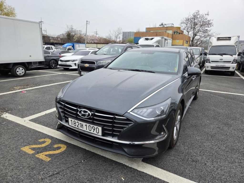 HYUNDAI Sonata - Vista 2