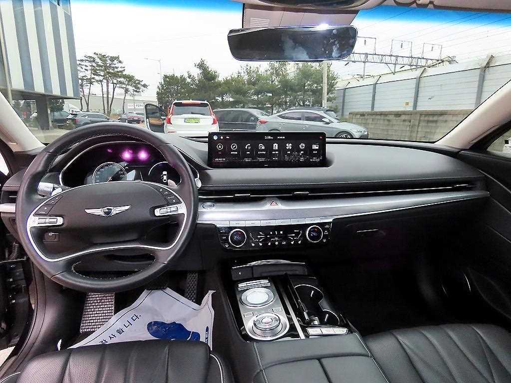 Genesis G80 - Vista 7