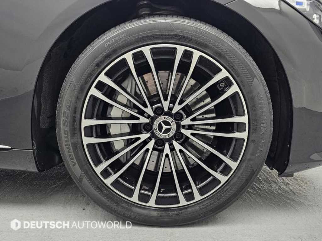 Mercedes Benz S Class - Vista 5