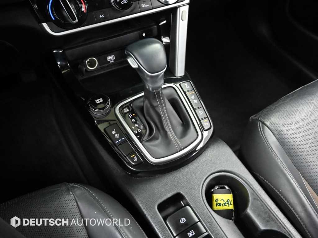 KIA Seltos - Vista 9