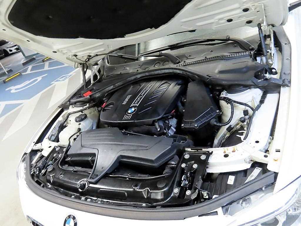 BMW 3 series 2013 Blanco - Importación desde Corea - HF Imports Iquique - Foto 19