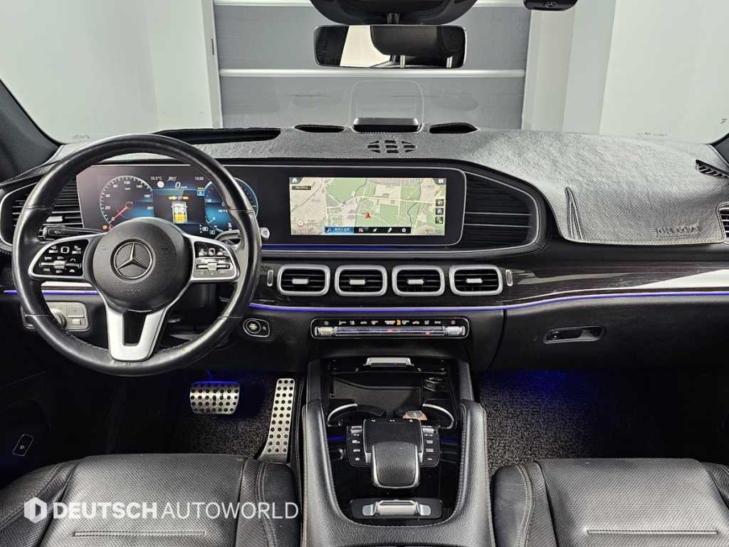 Mercedes Benz GLE Class - Vista 8