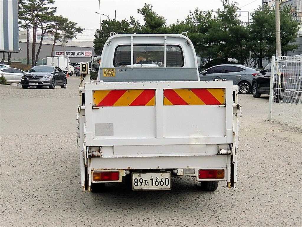 Small Truck Cargo (small) - Vista 4