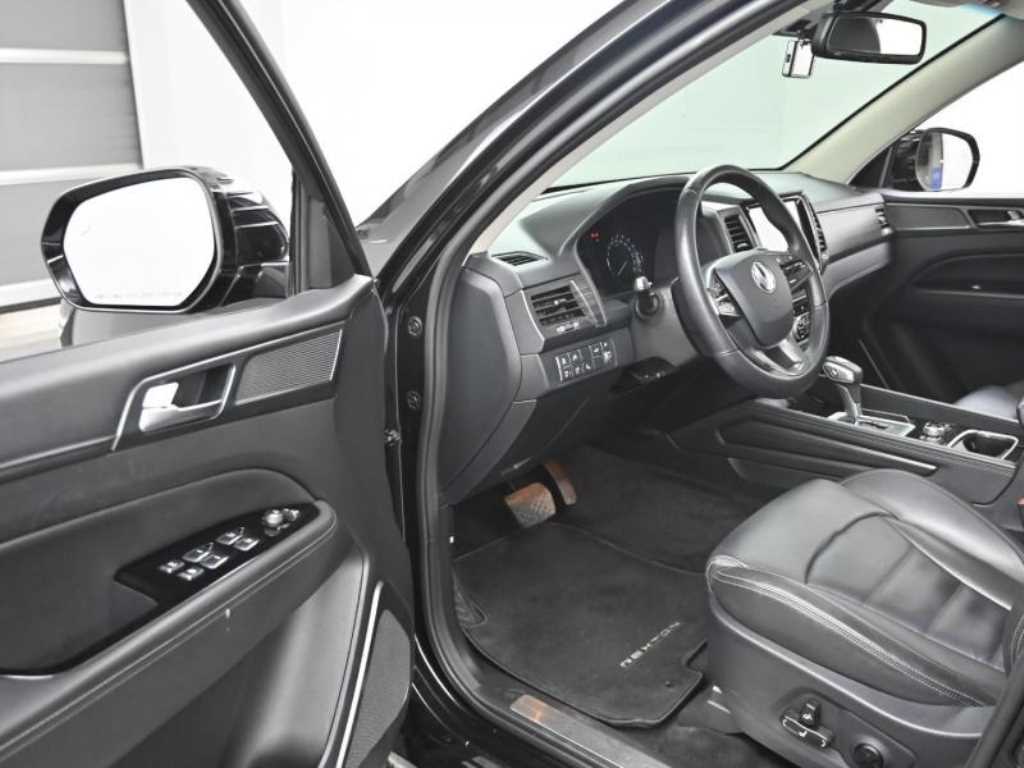 Ssangyong Rexton - Vista 11