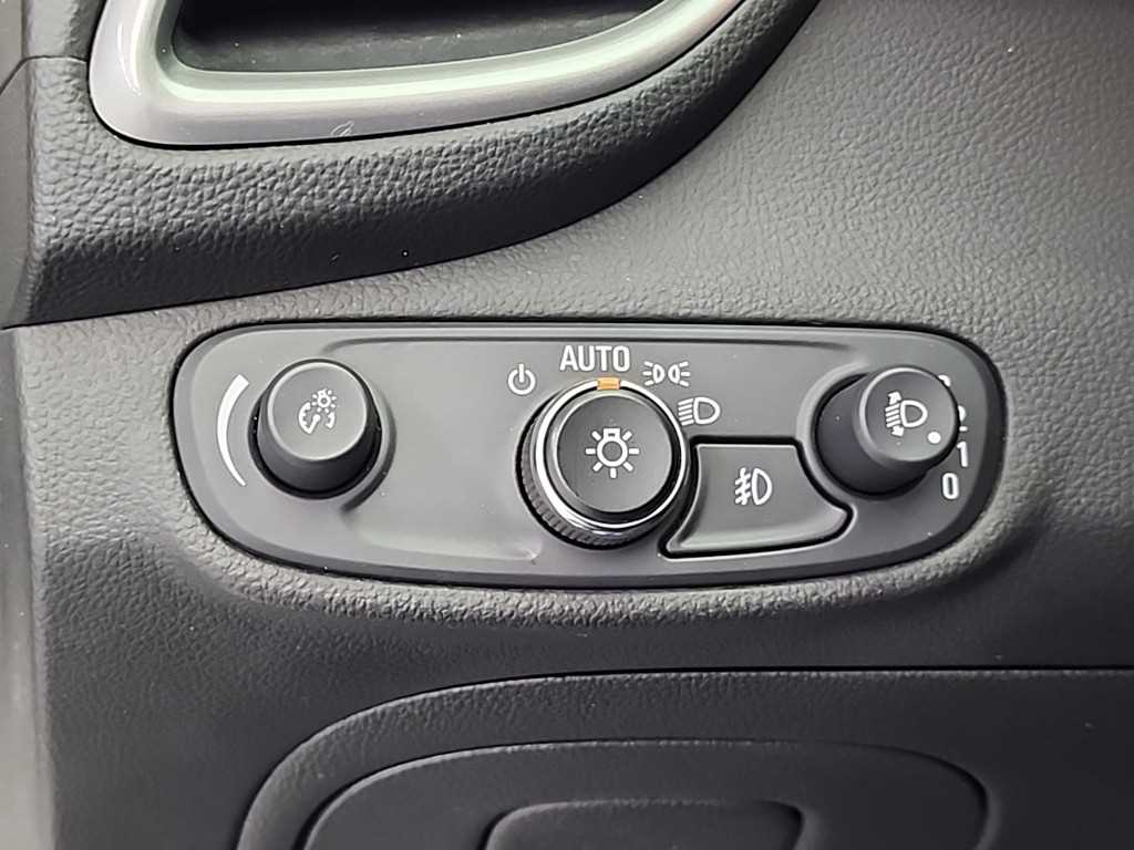 Chevrolet Trax 2018 Blanco - Importación desde Corea - HF Imports Iquique - Foto 18