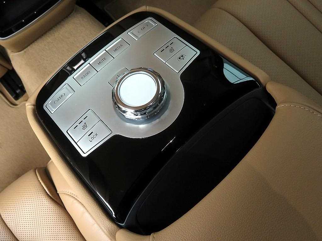 Genesis G80 - Vista 9