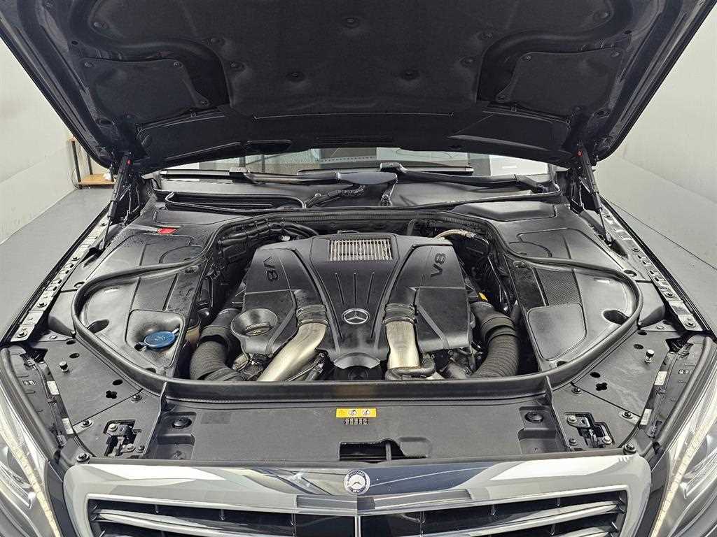 Mercedes Benz S Class - Vista 6