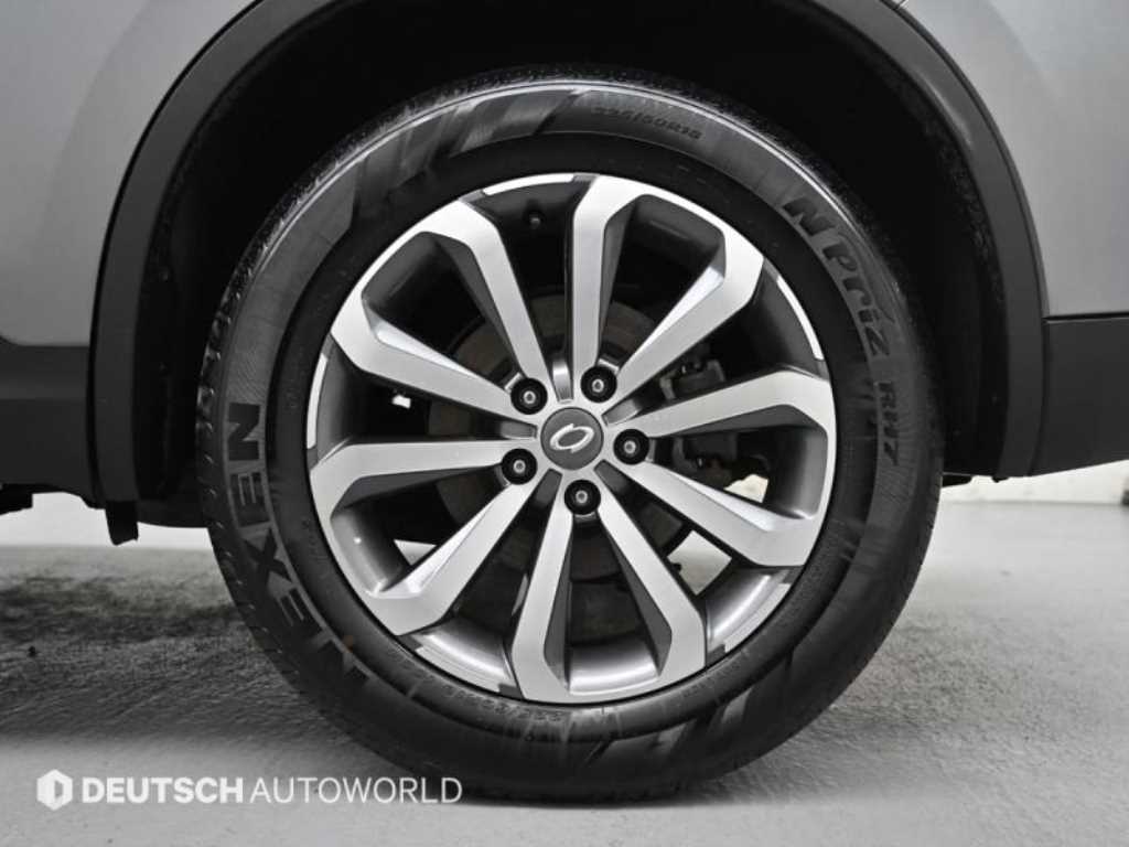 SAMSUNG QM6 - Vista 5