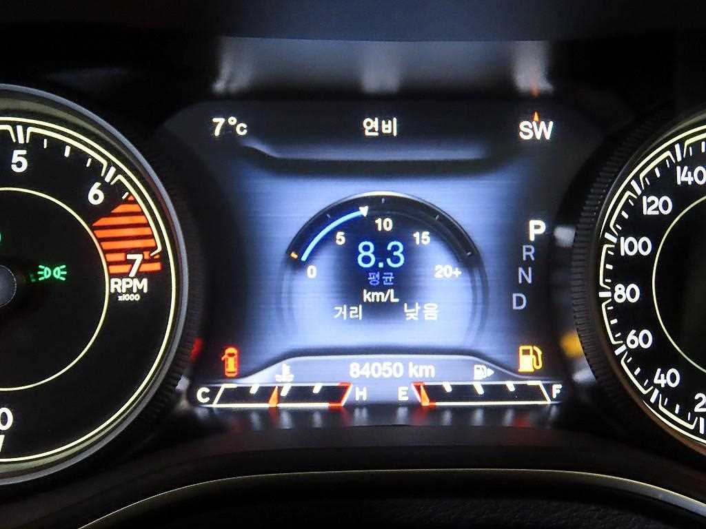 Jeep Cherokee - Vista 9