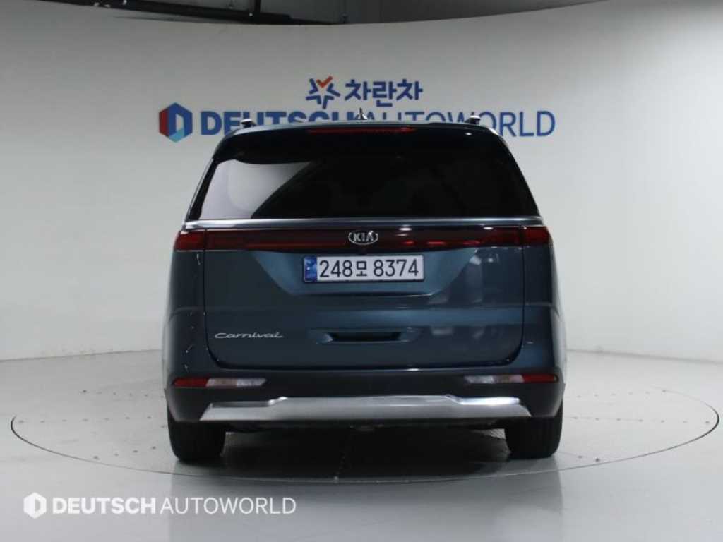 KIA Carnival - Vista 4