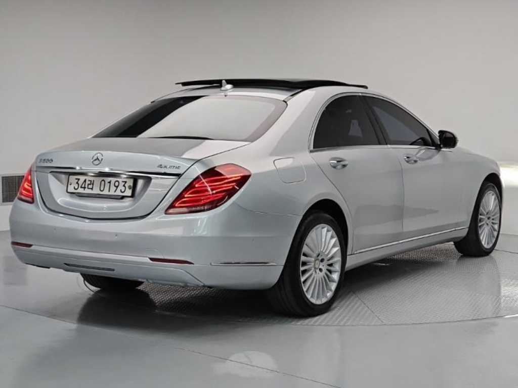Mercedes Benz S Class - Vista 4
