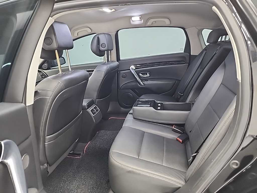 SAMSUNG SM7 - Vista 12