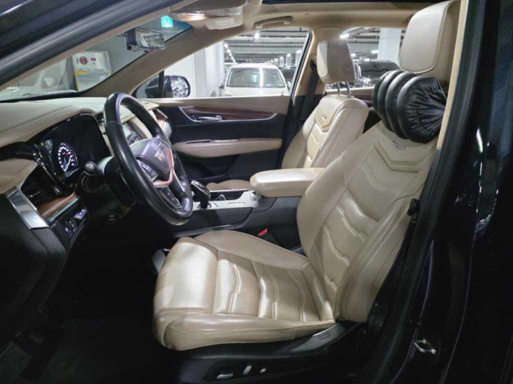 Cadillac XT5 - Vista 6