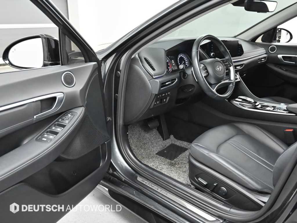 HYUNDAI Sonata - Vista 11