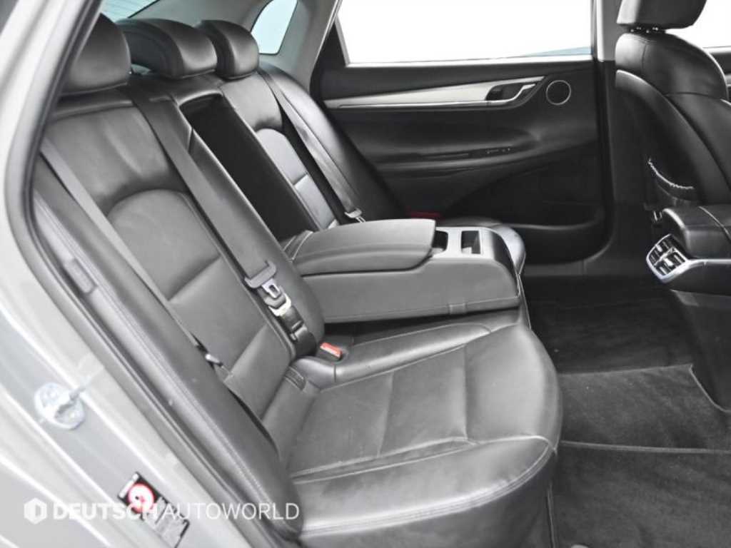 HYUNDAI Grandeur - Vista 12