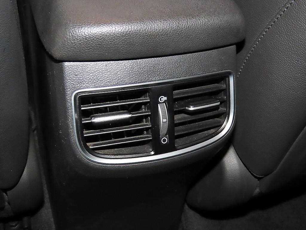 HYUNDAI Avante 2016 Blanco - Importación desde Corea - HF Imports Iquique - Foto 13