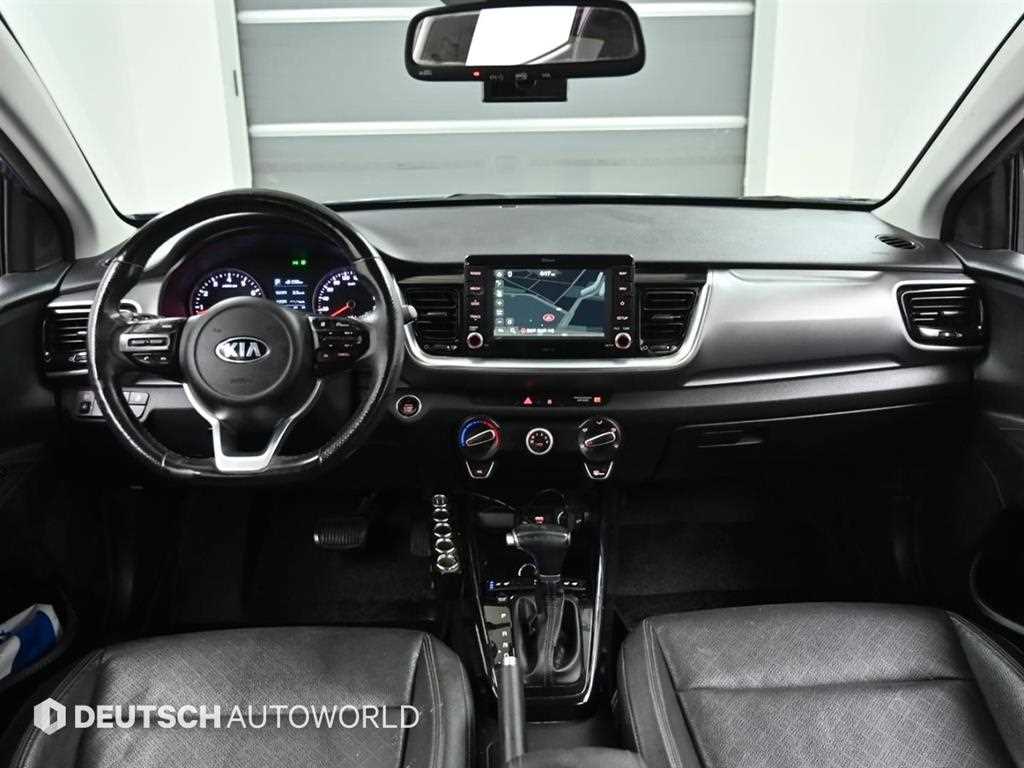 KIA Stonic - Vista 7