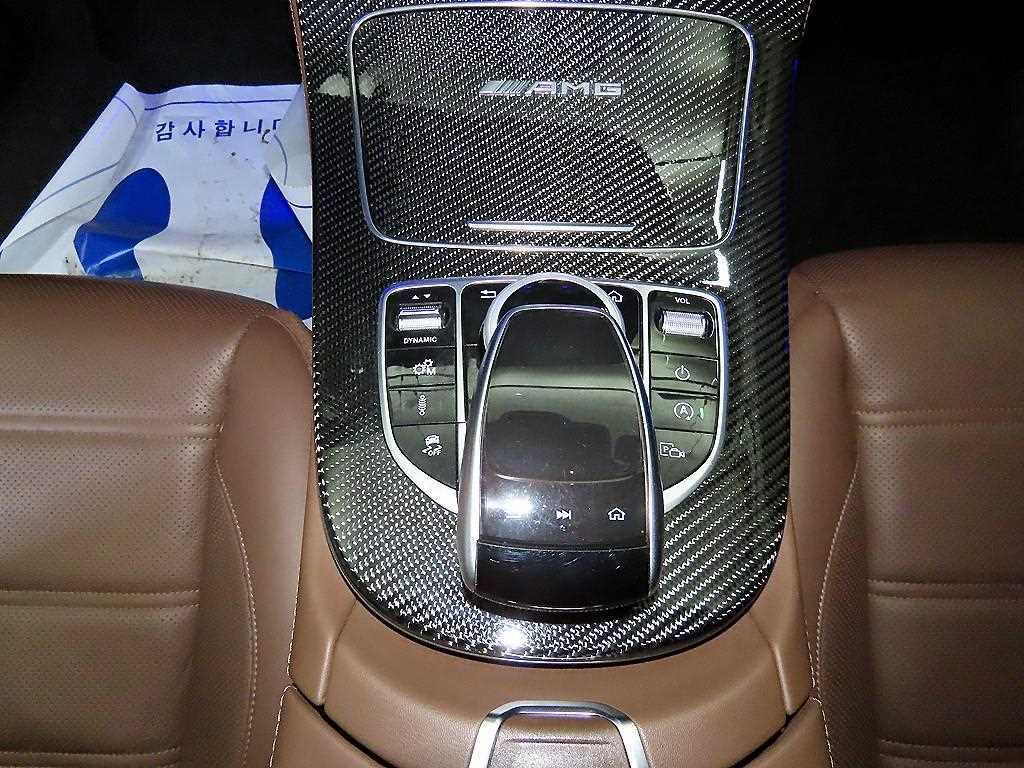 Mercedes Benz E class - Vista 12