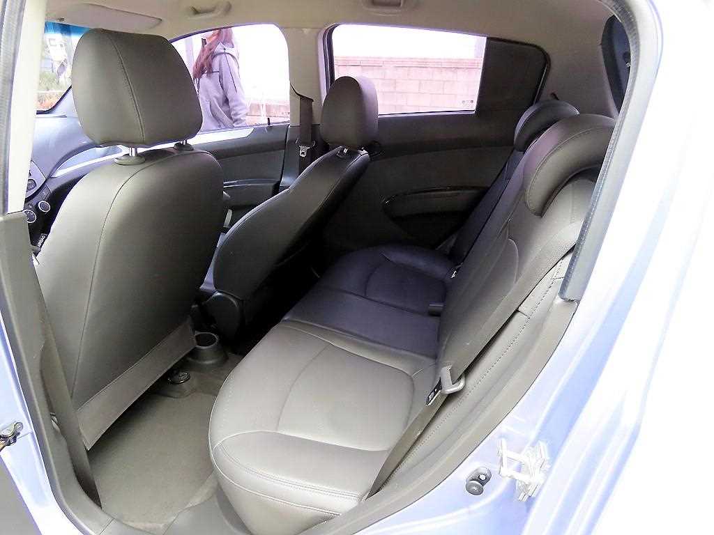 Chevrolet Spark - Vista 6