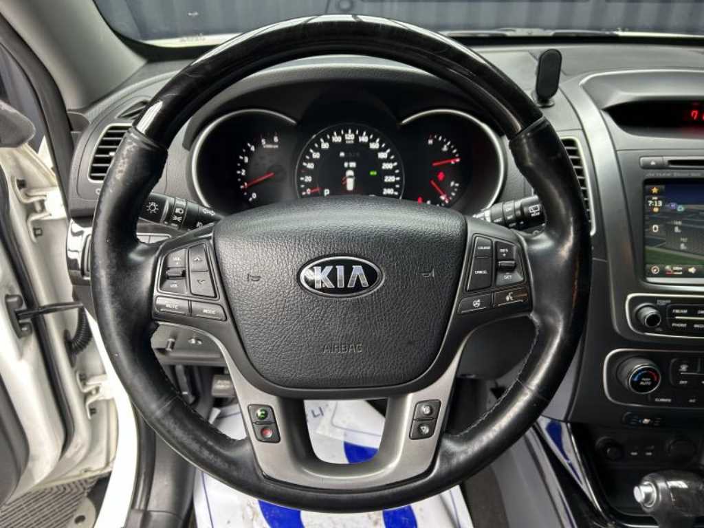 KIA Sorento - Vista 11