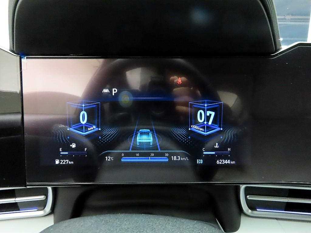 HYUNDAI Avante - Vista 6